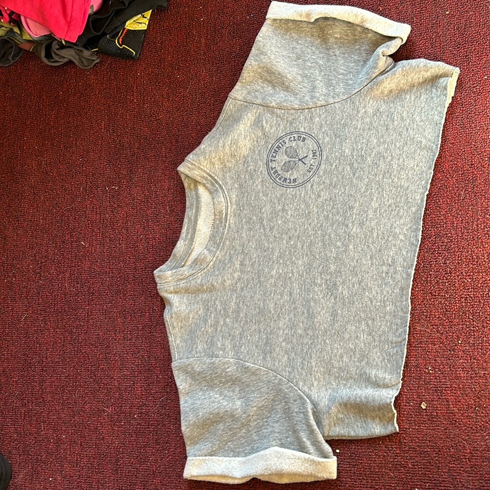 Gray Arizona and Jean Company T-shirt